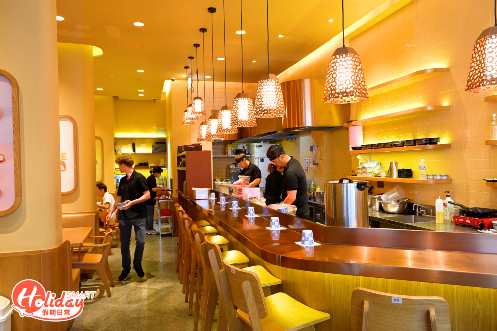 店舖走輕洋食風路線,充滿設計感。