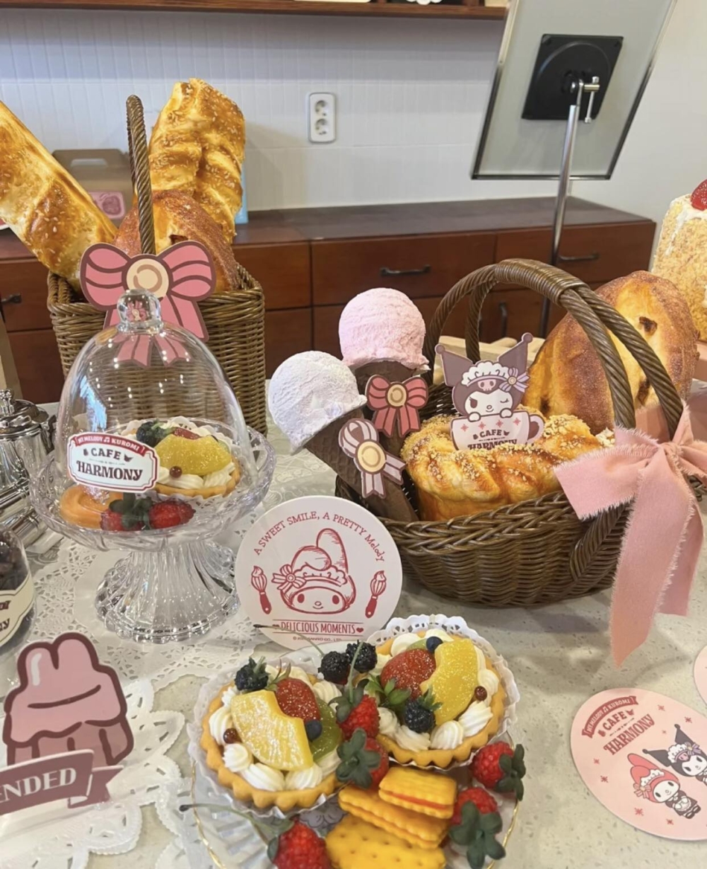 仲有各種賣相吸引的麵包糕點類～