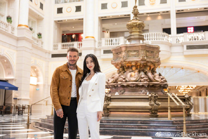 網友大讚Baby：「真係完全無敵無死角, 冇人完美得過佢」