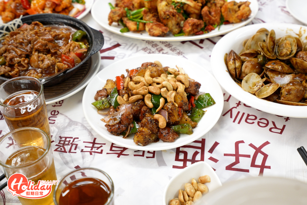 牛仔粒雖然入味，但作為靈魂的薯仔外皮卻過稔。