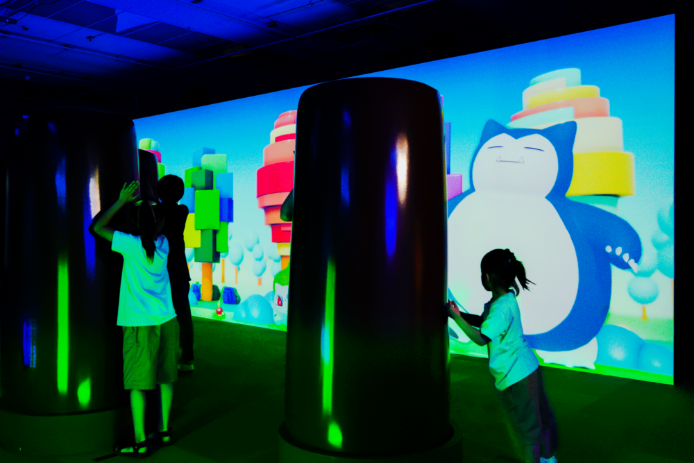 COLORS FOREST——搖晃仿真樹木，會掉落果實！