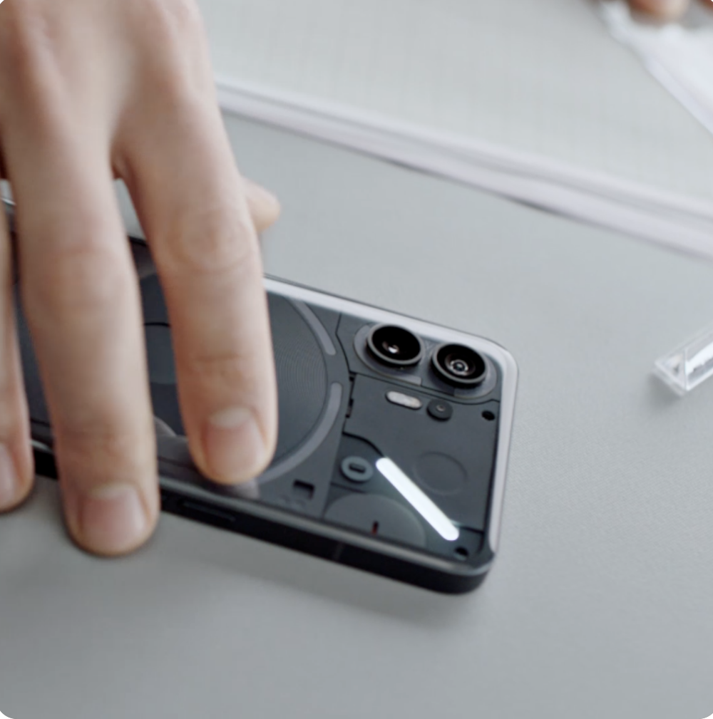 設定個人或群組特定使用的Glyph燈效+鈴聲，更容易辨認來電者～