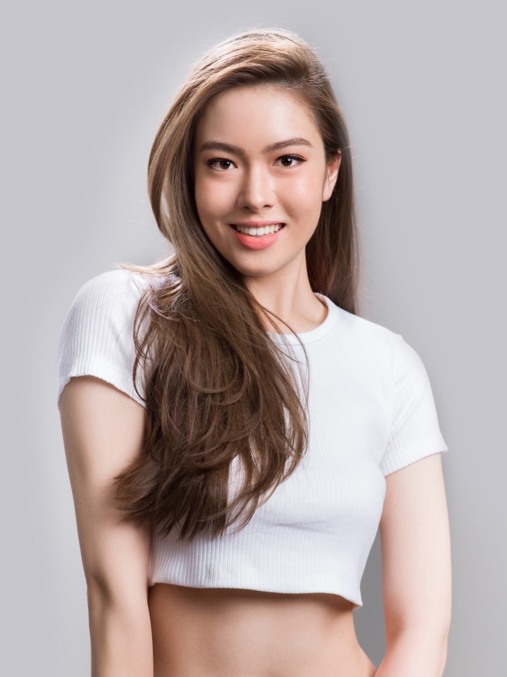 入圍佳麗正式亮相無幾耐，賀怡雯卻宣佈退選