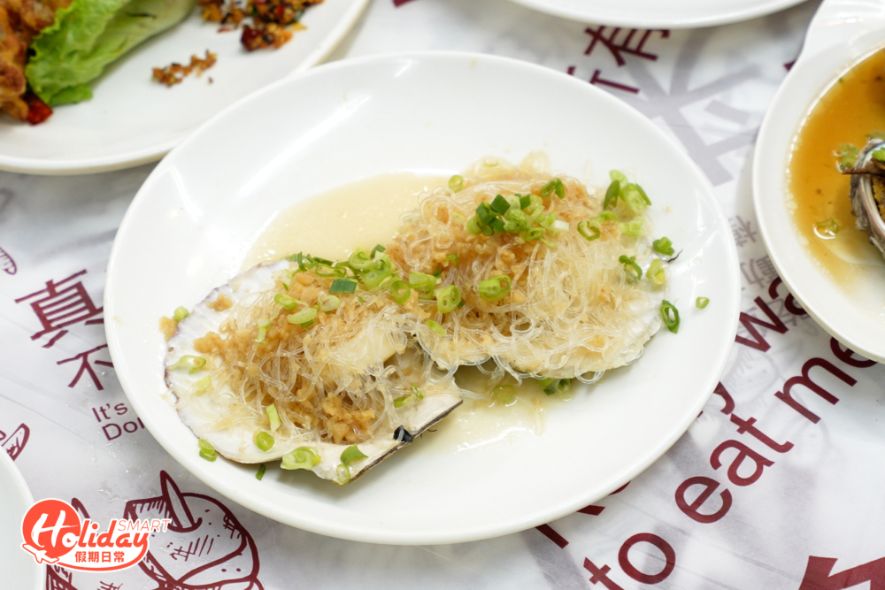 抵叫推介金銀蒜蒸大元貝，大大隻帶鮮甜。