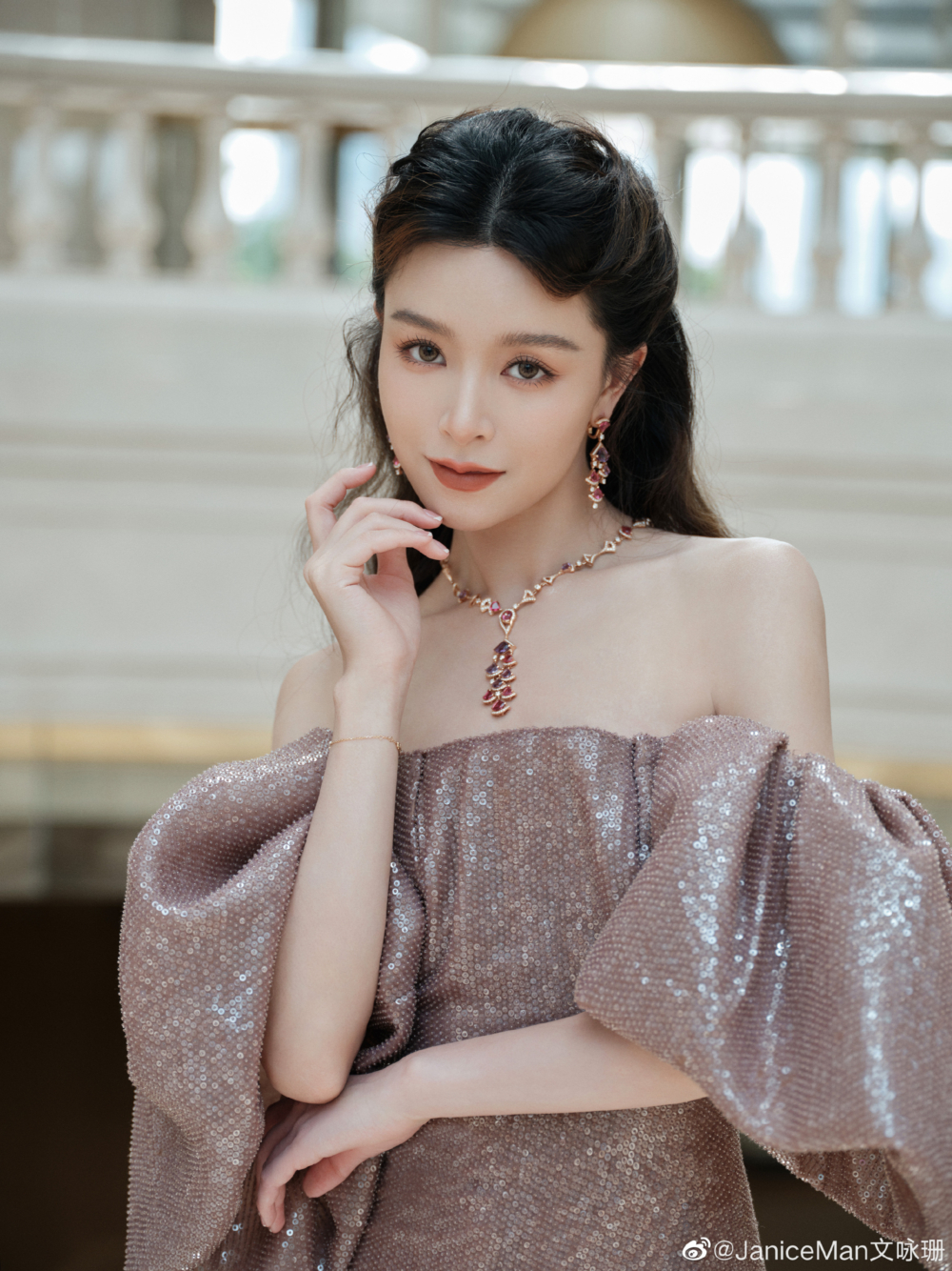 Janice Man現時嘅微博粉絲數逾1,000萬