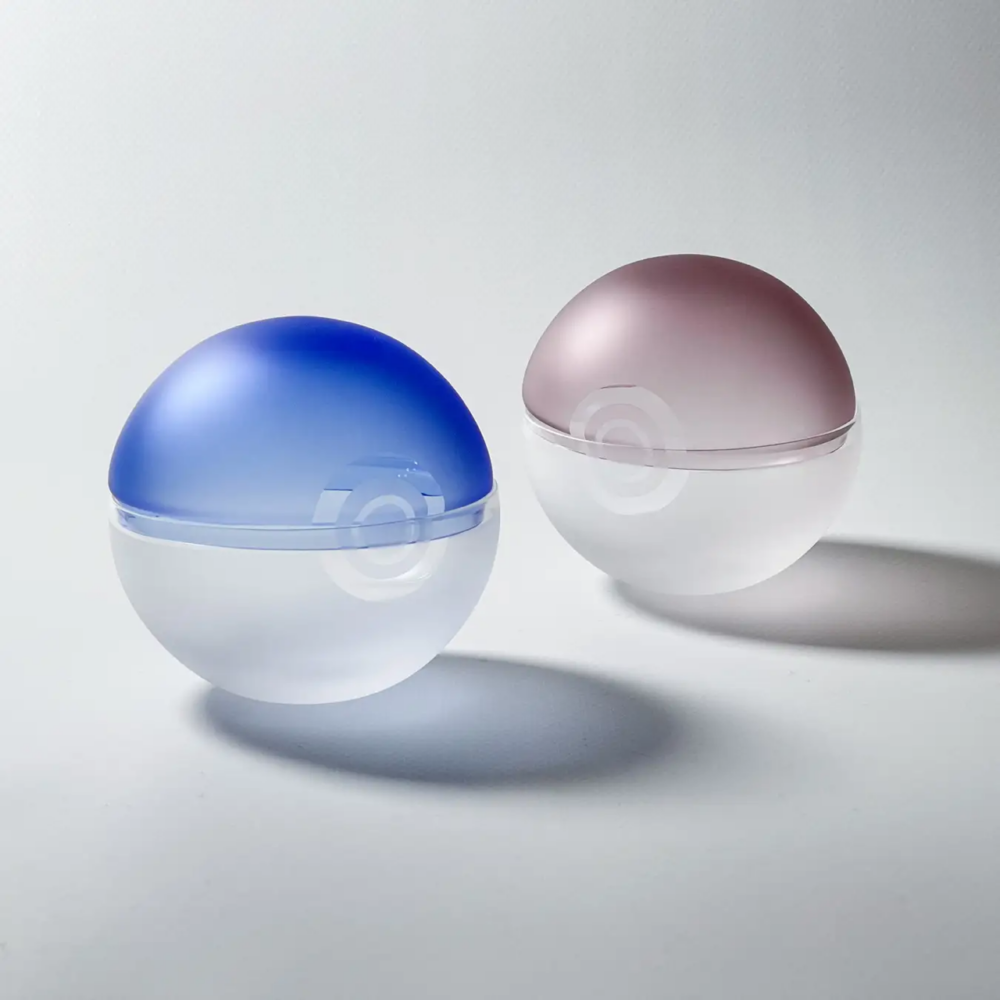 精靈球形狀的糖果盒！