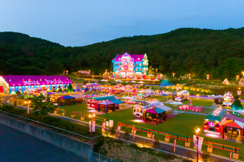 主打繽紛色彩的MCY PARK於今年3月開幕～