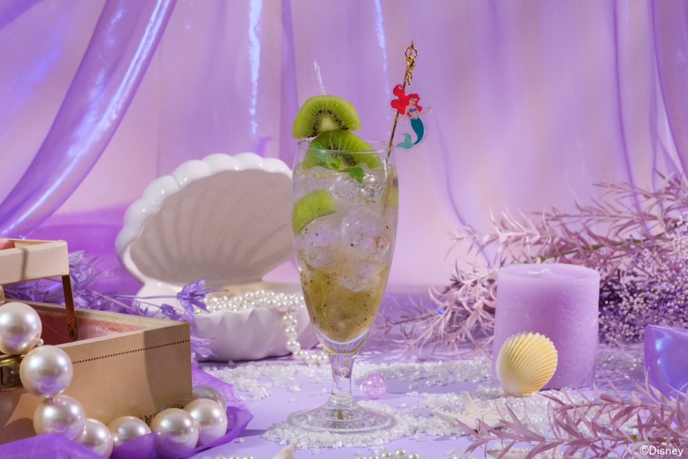 「Ariel」奇異果梳打果汁。