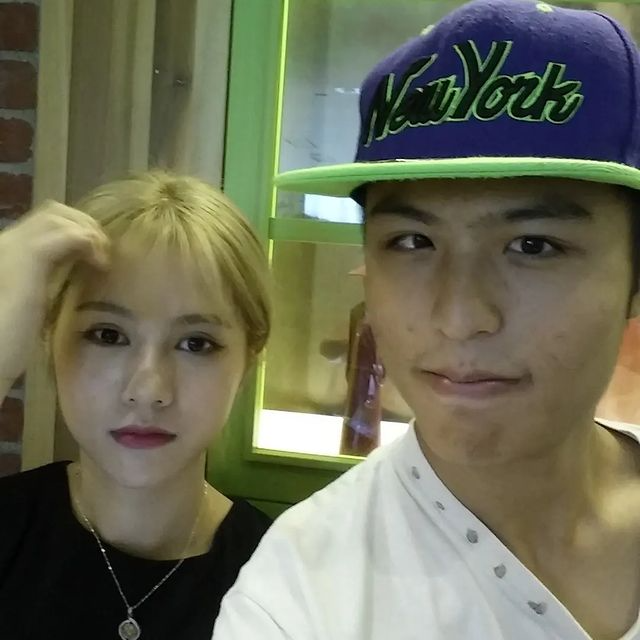 有人就表示睇唔出相中嘅鄧月平只有15歲。