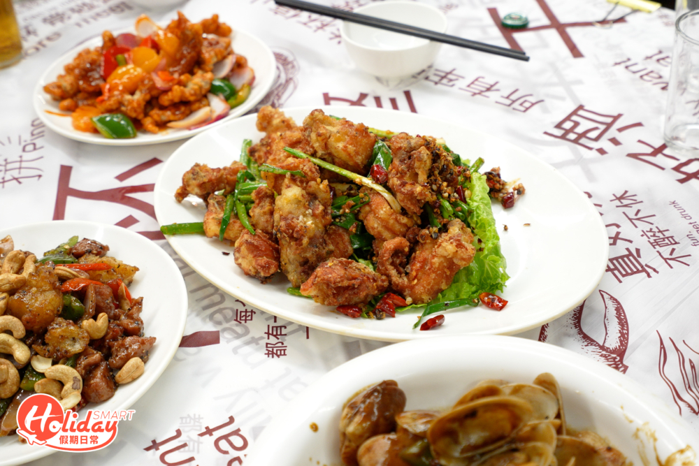 辣子雞炸得香脆又惹味，超好送飯。