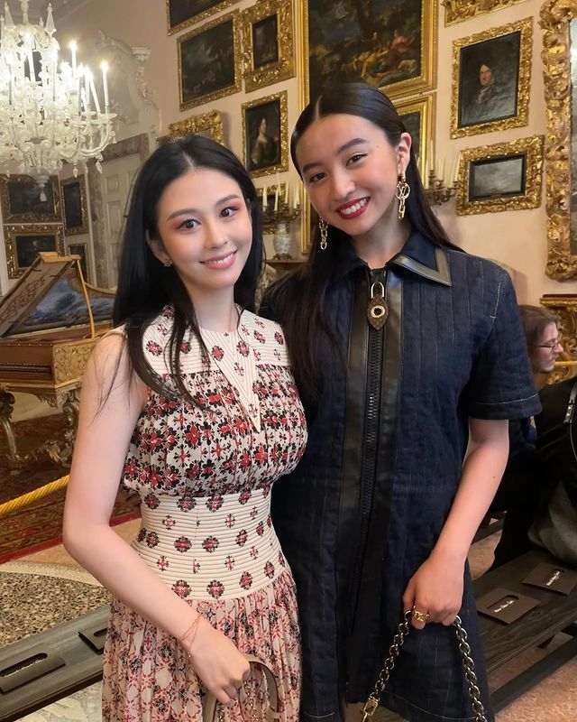 現年21歲嘅沈月一向都係各大名媛宴會嘅常客