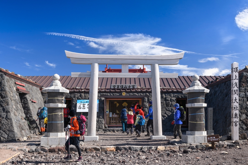 如果計畫去富士山登山，一定要提前預約山屋留宿！