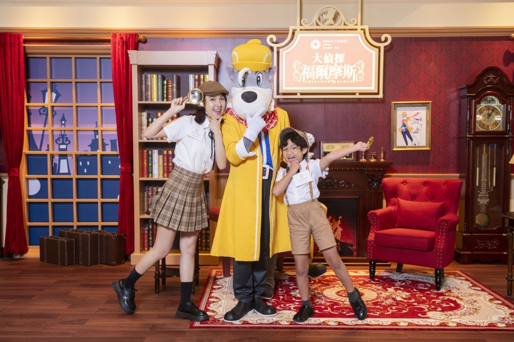 福爾摩斯將驚喜現身黃金海岸商場及香港黃金海岸酒店，同大家見面互動！