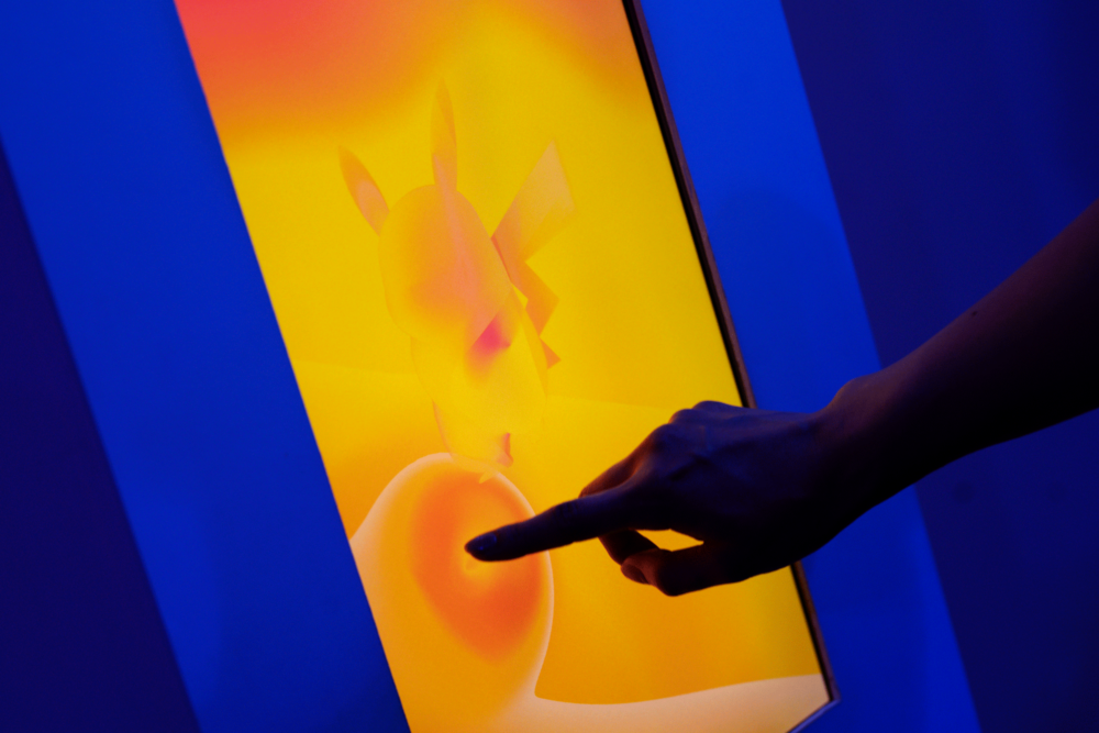 觸碰畫面會出現意想不到的奇幻意境！