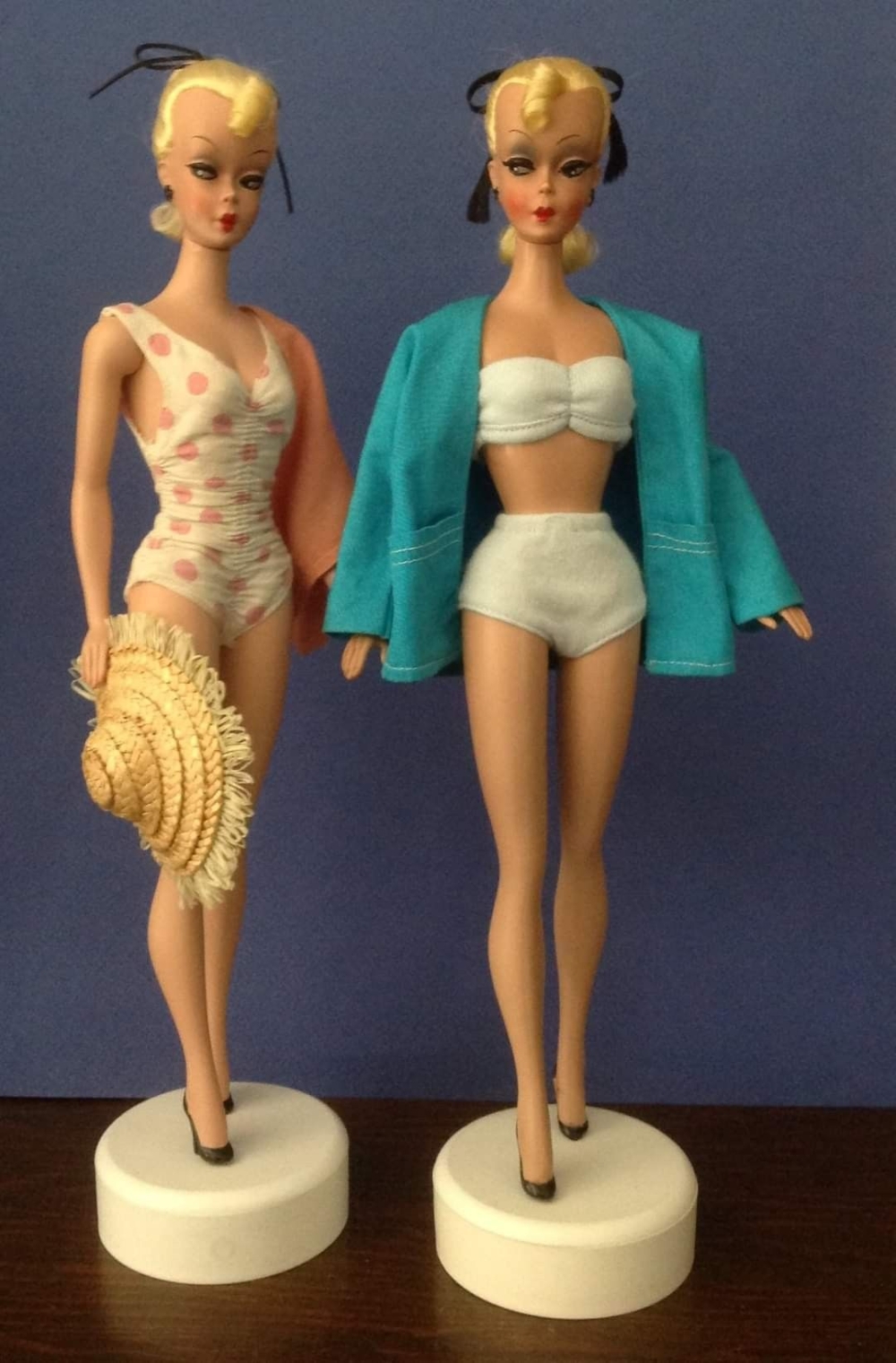 「Bild Lilli Doll」的設定係性感打扮的拜金女。