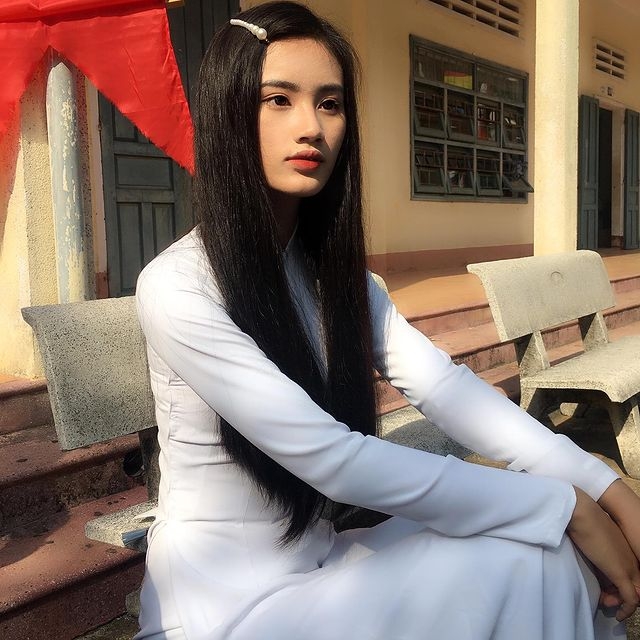 huynhtranynhi.1806 IG
