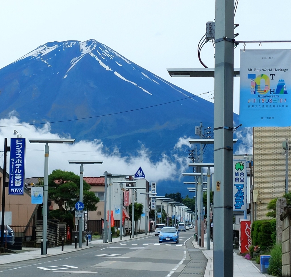 前往富士山有多個交通方式，可以任意選擇最適合自己的方式～