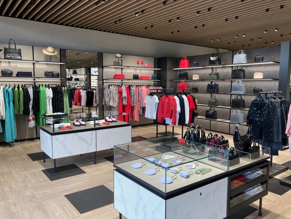 輕井澤王子購物廣場 FB