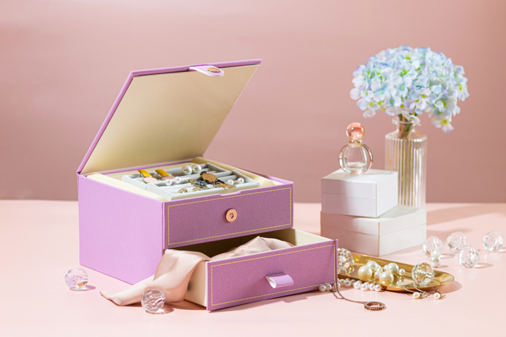 吃完月餅，禮盒仲可以變成飾物盒使用～