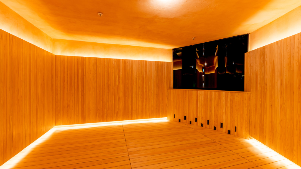 設有5種不同主題的室內桑拿房/汗蒸幕 !