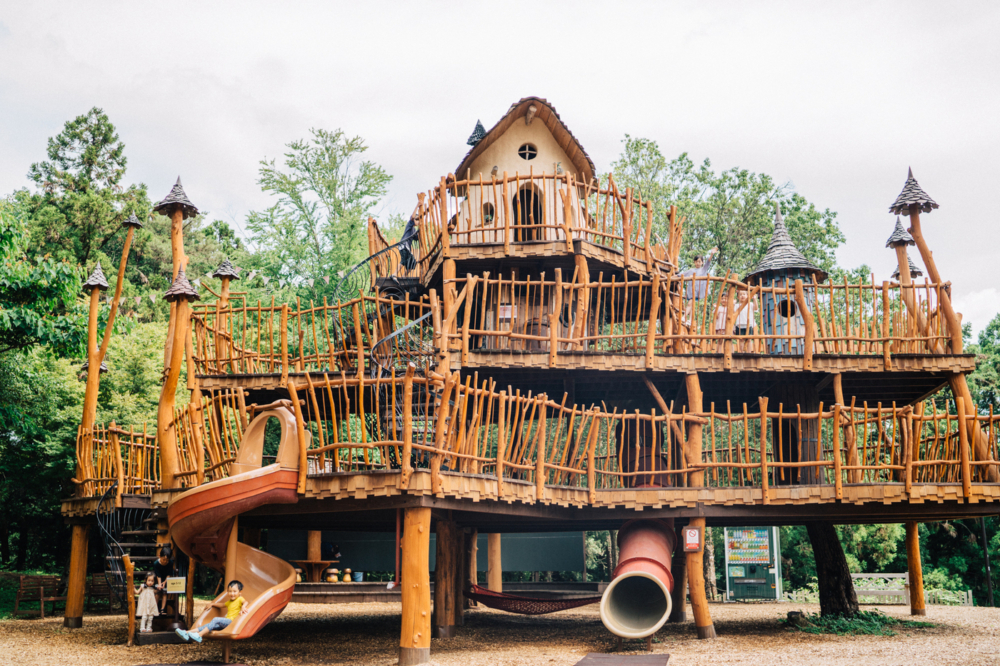 日本姆明谷公園設有各種高度還原原創故事的場景的打卡位，姆明粉絲必朝聖！