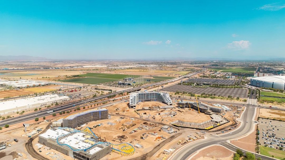 VAI RESORT正在興建中～MATTEL在官網放上直播鏡頭，讓大家隨時可以跟進工程進度！