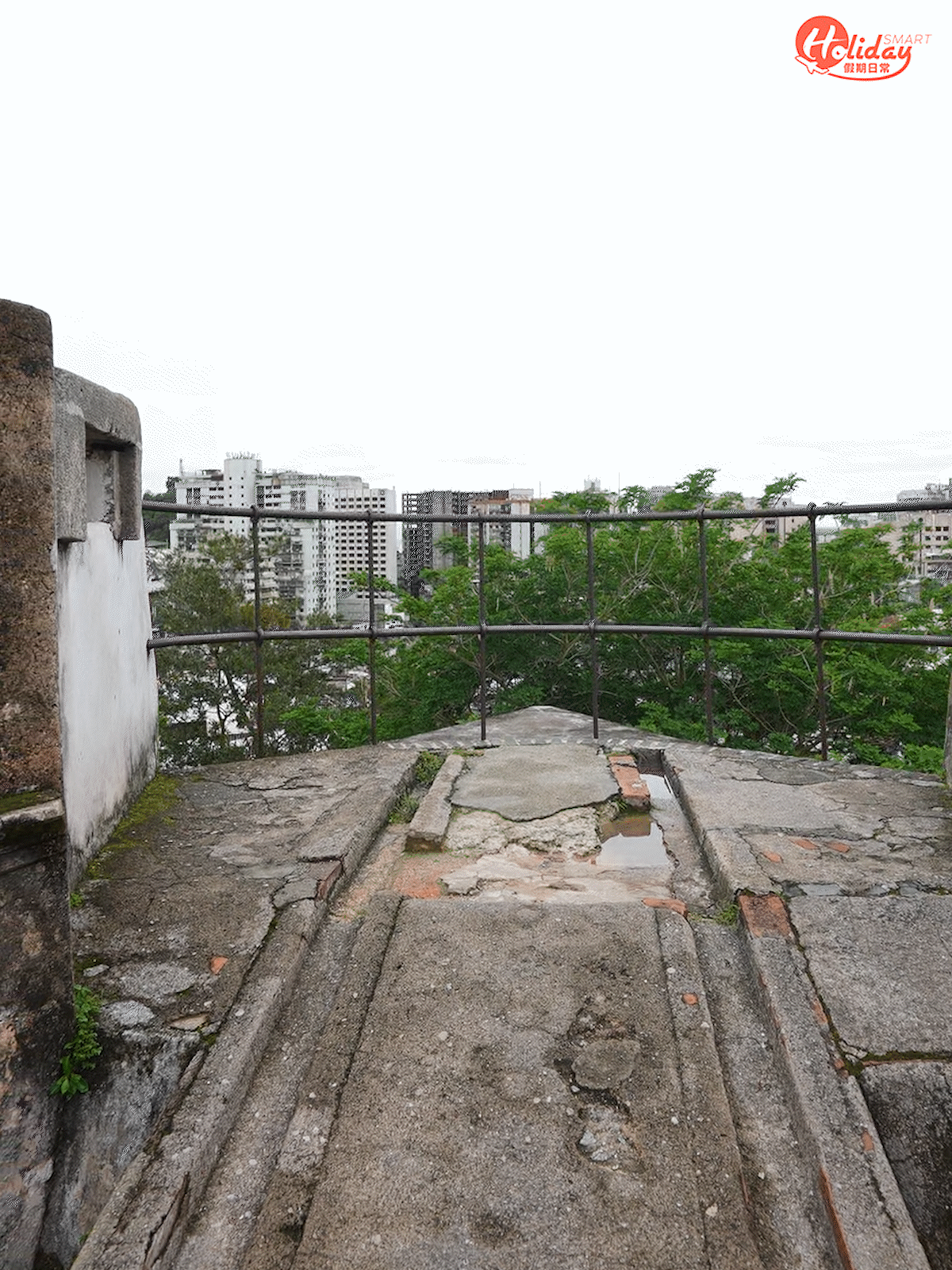 博物館保留了大炮台原有的建築風格和地貌特徵~