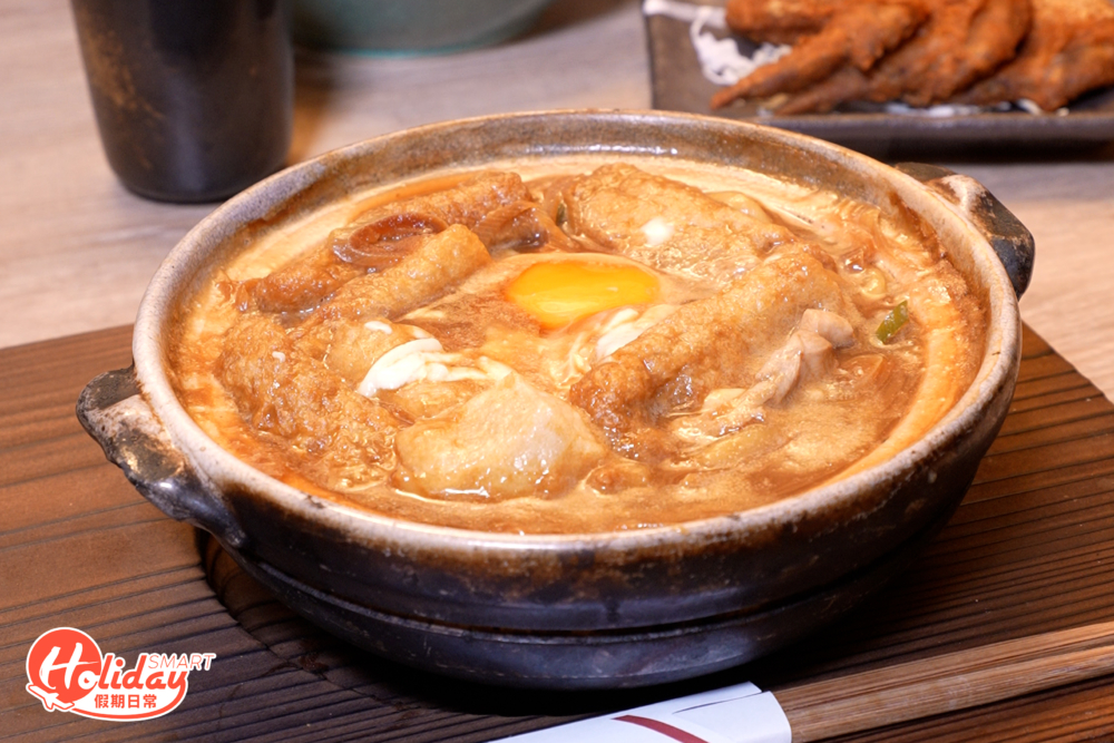 招牌「親子煮烏冬」味道最具日本傳統風味,雞肉肉質滑嫩配上日本雞蛋同食更提鮮惹味,加上老店傳統自家製的味噌湯底,烏冬索上鹹香濃郁的湯汁,令人胃口大開!