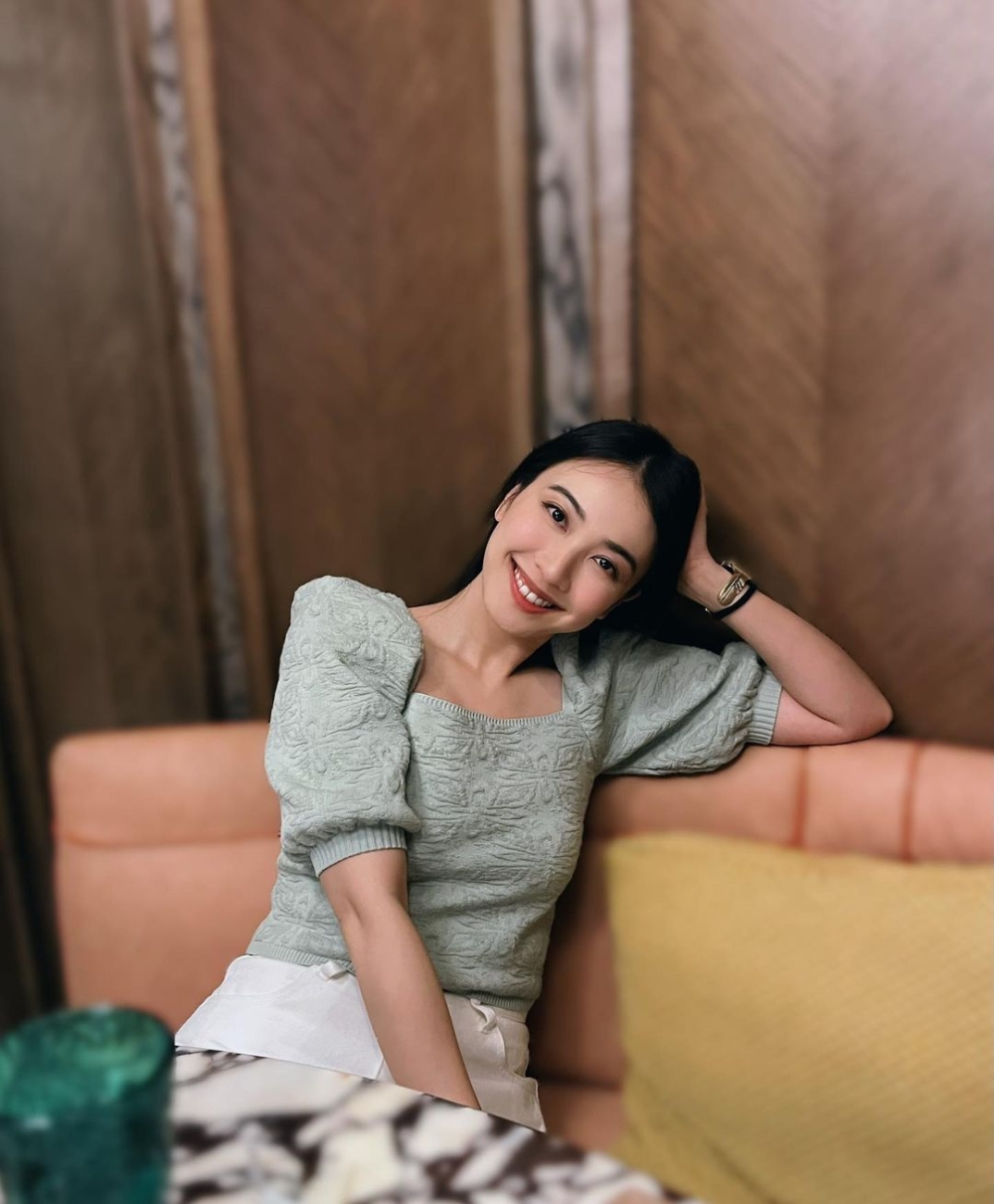 喺忙碌嘅律師生活中，朱千雪更抽空擔任大專嘅講師！