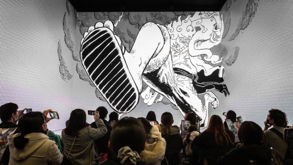 透過AR及VR技術在牆面及地面投影漫畫場景,展場變身成巨型漫畫牆!
