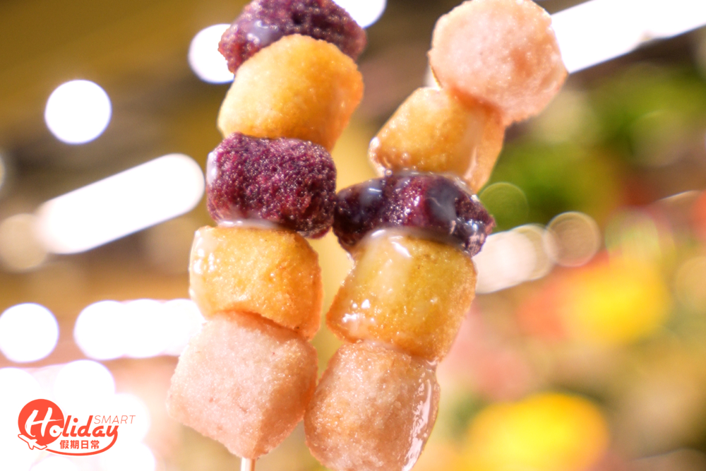 高峰時期日賣200份的炸煉奶芋圓，以台灣芋圓入饌，將其炸至外脆內軟，再淋上煉奶，食落香甜可口，難怪吸引不少學生哥幫襯。