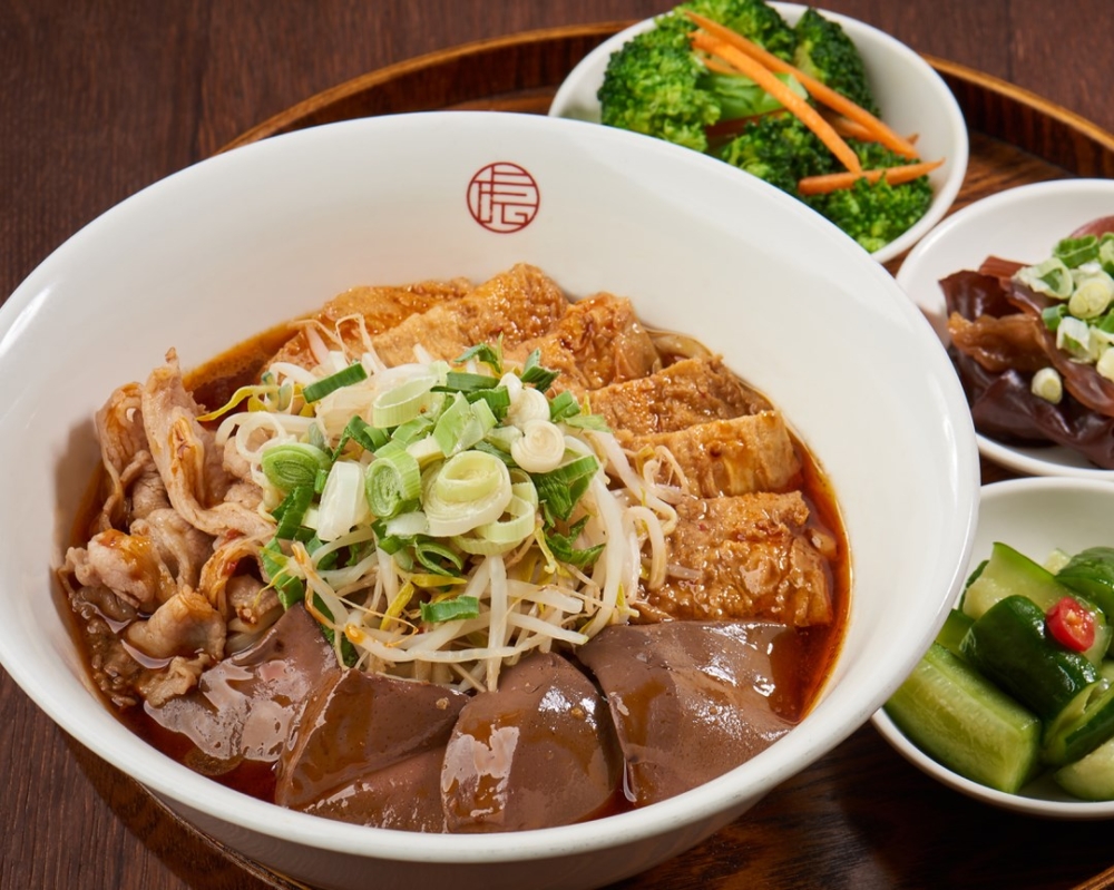 以麻辣牛肉麵聞名的「麻膳堂」！