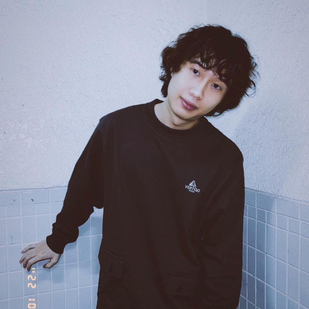 卡特指自己同阿晶關係非常好，佢澄清自己無欺凌阿晶