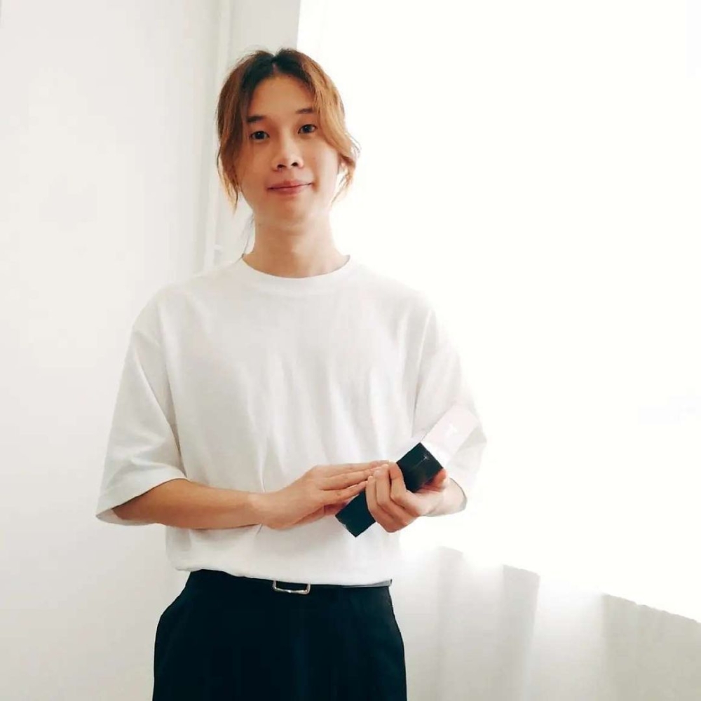 卡特表示喺阿晶離開公司之前，佢哋都係好好嘅朋友