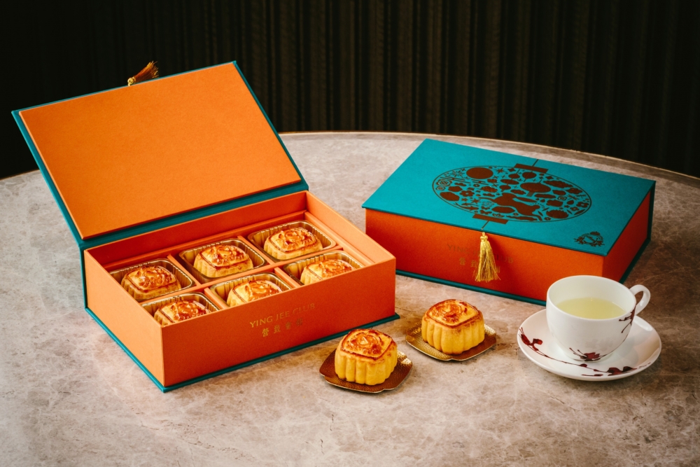 迷你酥皮奶黃月餅。