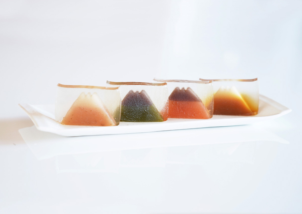 富士山羊羹除了經典款式，仲有季節、節慶限定系列～