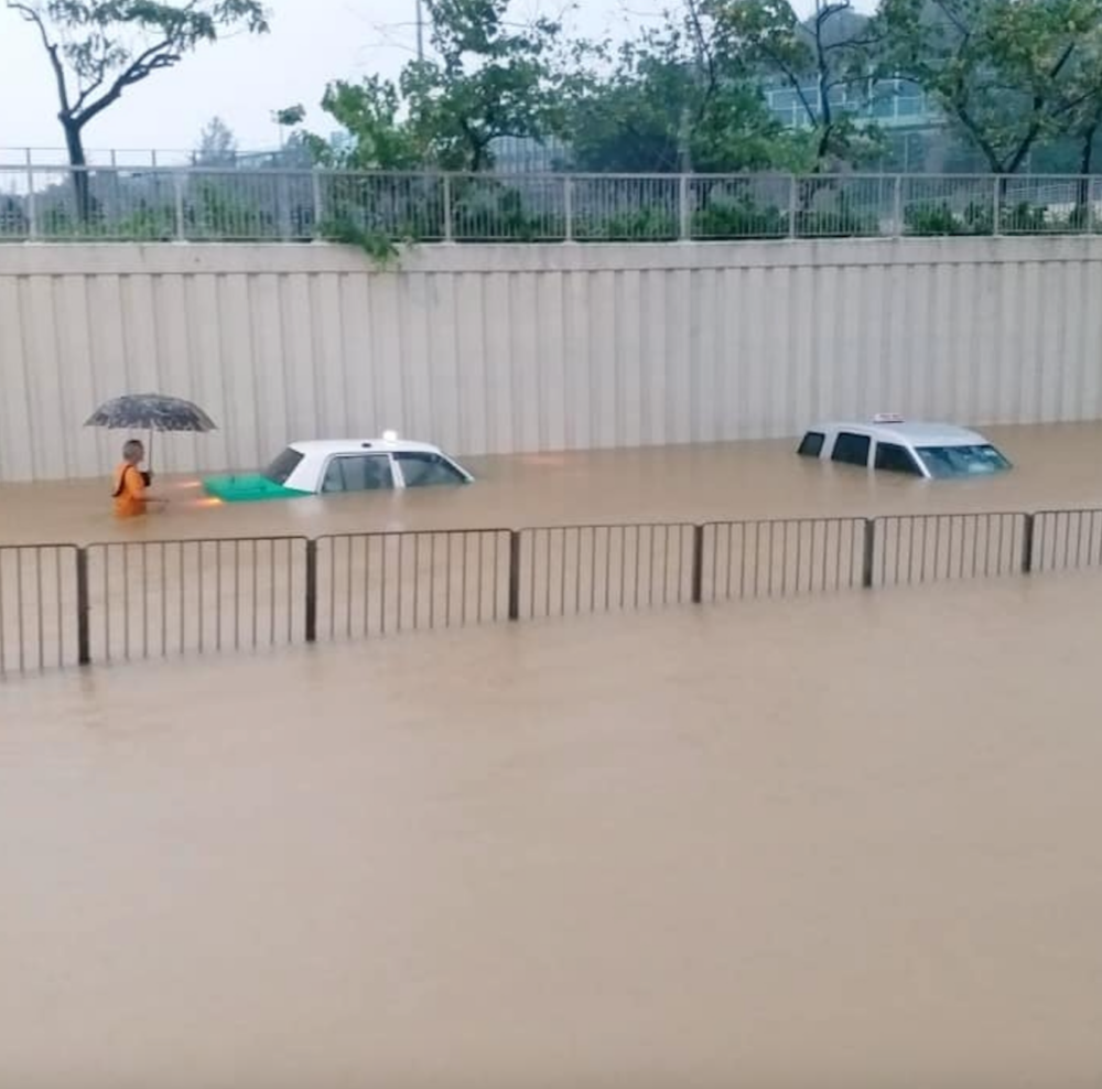 香港交通突發報料區正版 突發事故資迅谷 FB