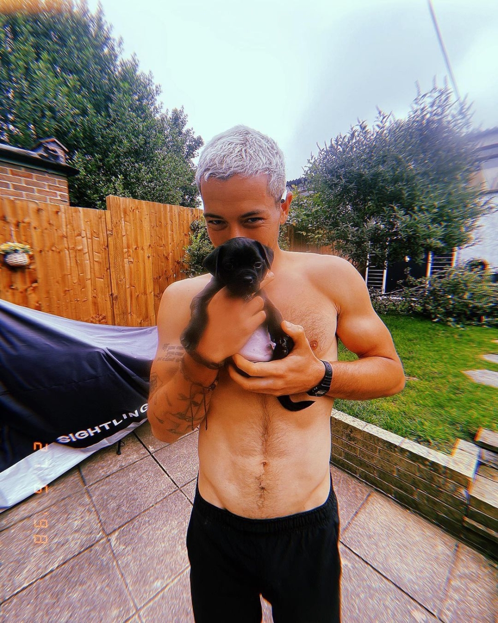 Taz Skylar的結實身材同樣引爆話題～