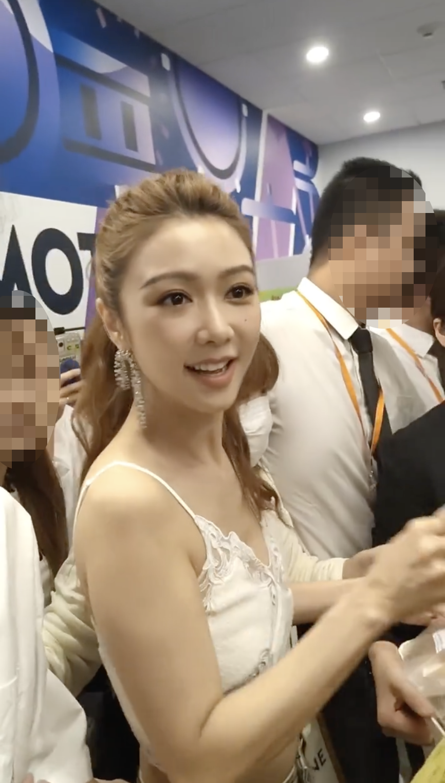 唔少分享相片嘅網民都有特別註明佢哋影嘅相都係「原圖直出」