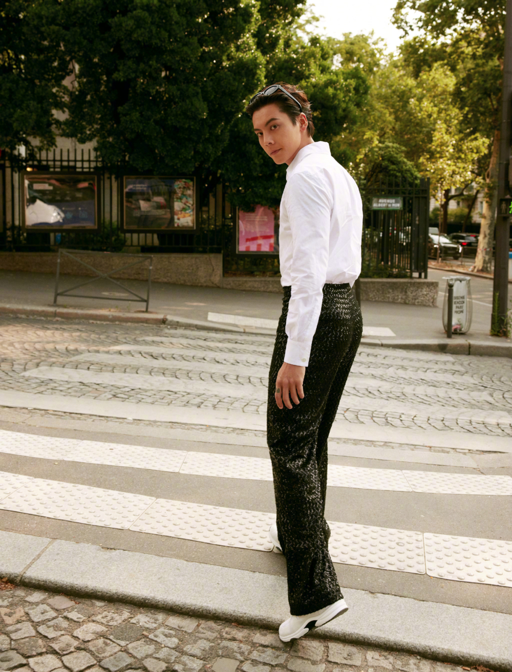 多年嚟陳偉霆喺內地娛樂圈終於有一席之位，翻身成灸手可熱嘅男星