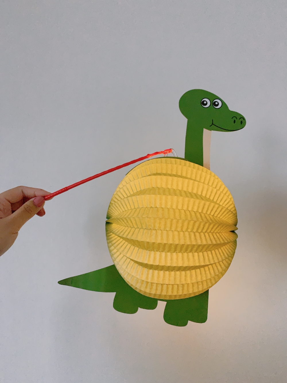 可愛恐龍造型燈籠！