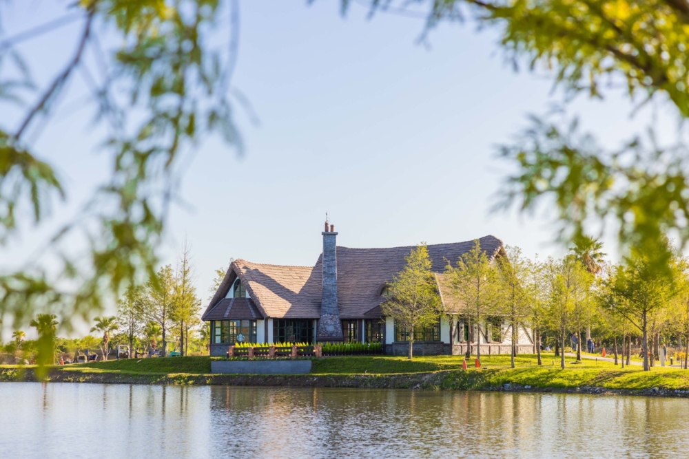 新店坐擁海岸山脈與中央山脈位置絕佳