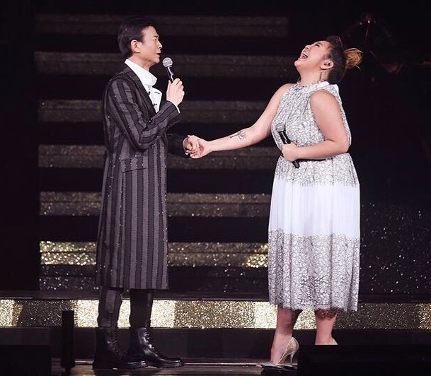 鄭少秋同次女鄭欣宜