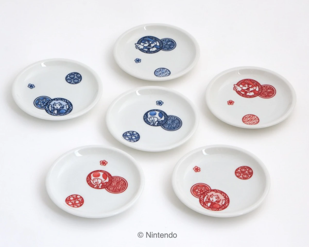 印上超級瑪利歐圖案的碟子～