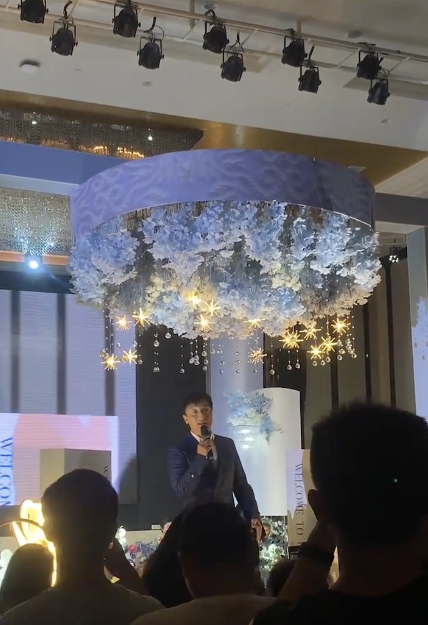 除了邀請方力申擔任表演嘉賓被指「大吉利是」外，佢所獻唱的歌曲也令人意外，佢選擇了《好心好報》