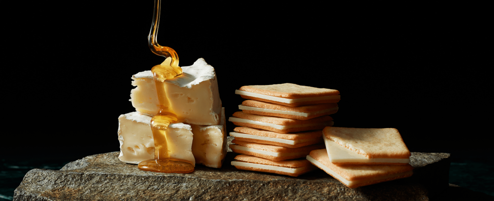 大阪手信推介：DROOLY 蜂蜜起司脆餅。