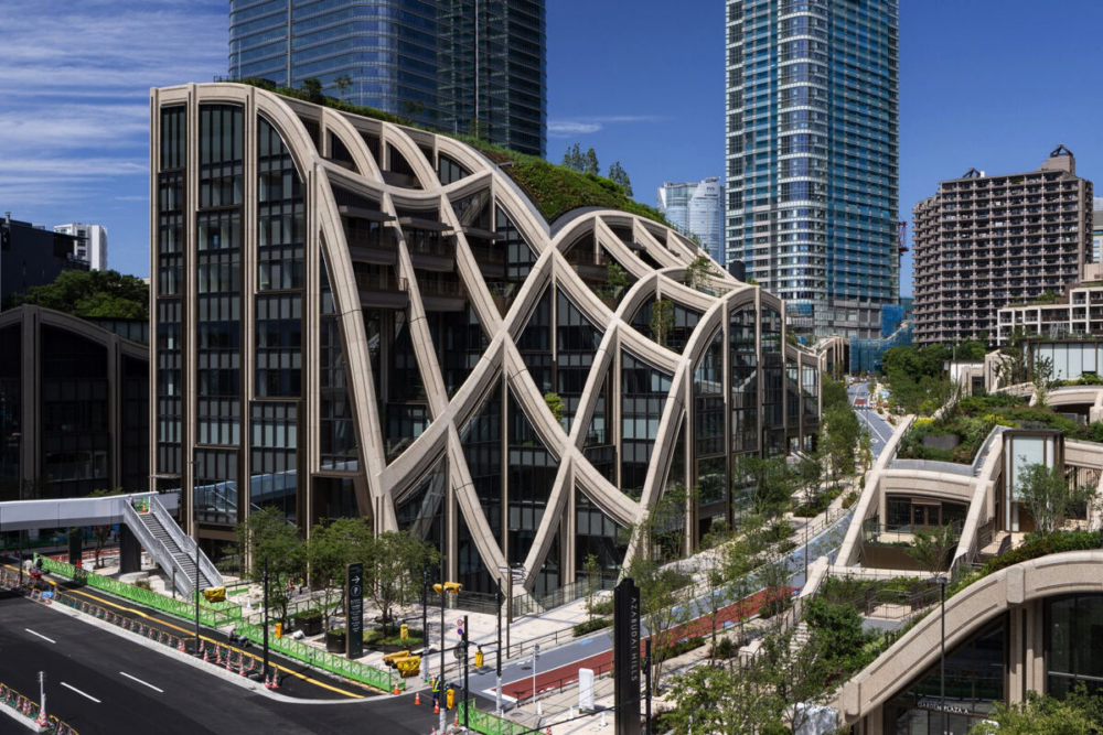 低建築充滿前衛的獨特設計風格備受矚目！