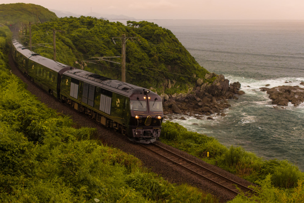 日本各地推出不同特色的觀光列車，安排一次鐵道遊，體驗與眾不同的旅程！