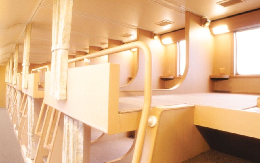 非個室普通座位。