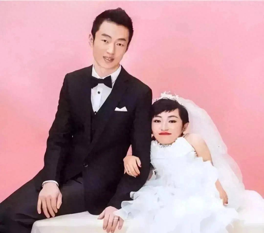 李喜梅有過一段婚姻並生下了一個孩子